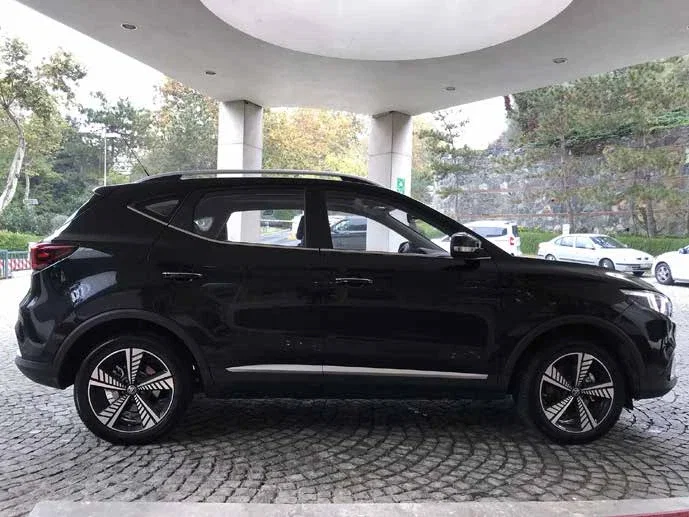 Premium SUV — Self-Drive